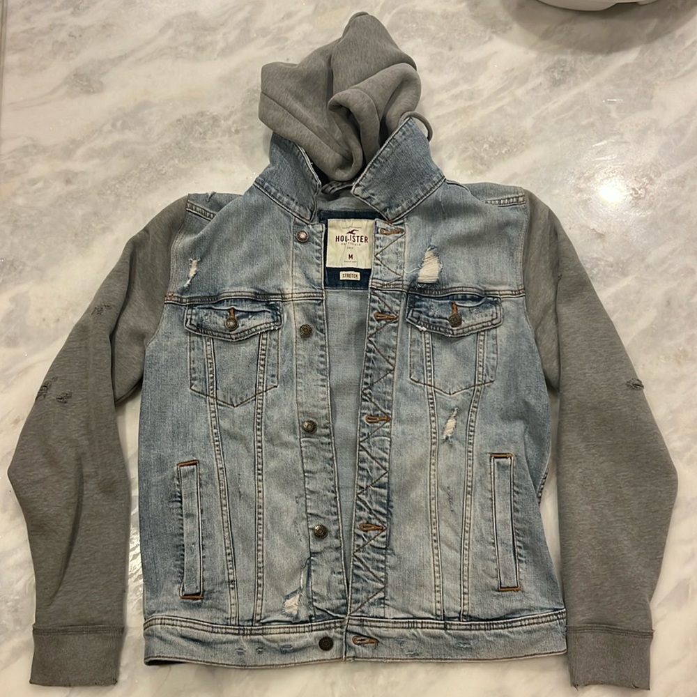 Hollister men’s distressed sweatshirt, denim jacket, size M